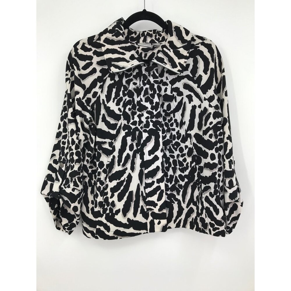 Chico's Zenergy Lightweight Zip Jacket Animal Print Black White Size 1 (8)